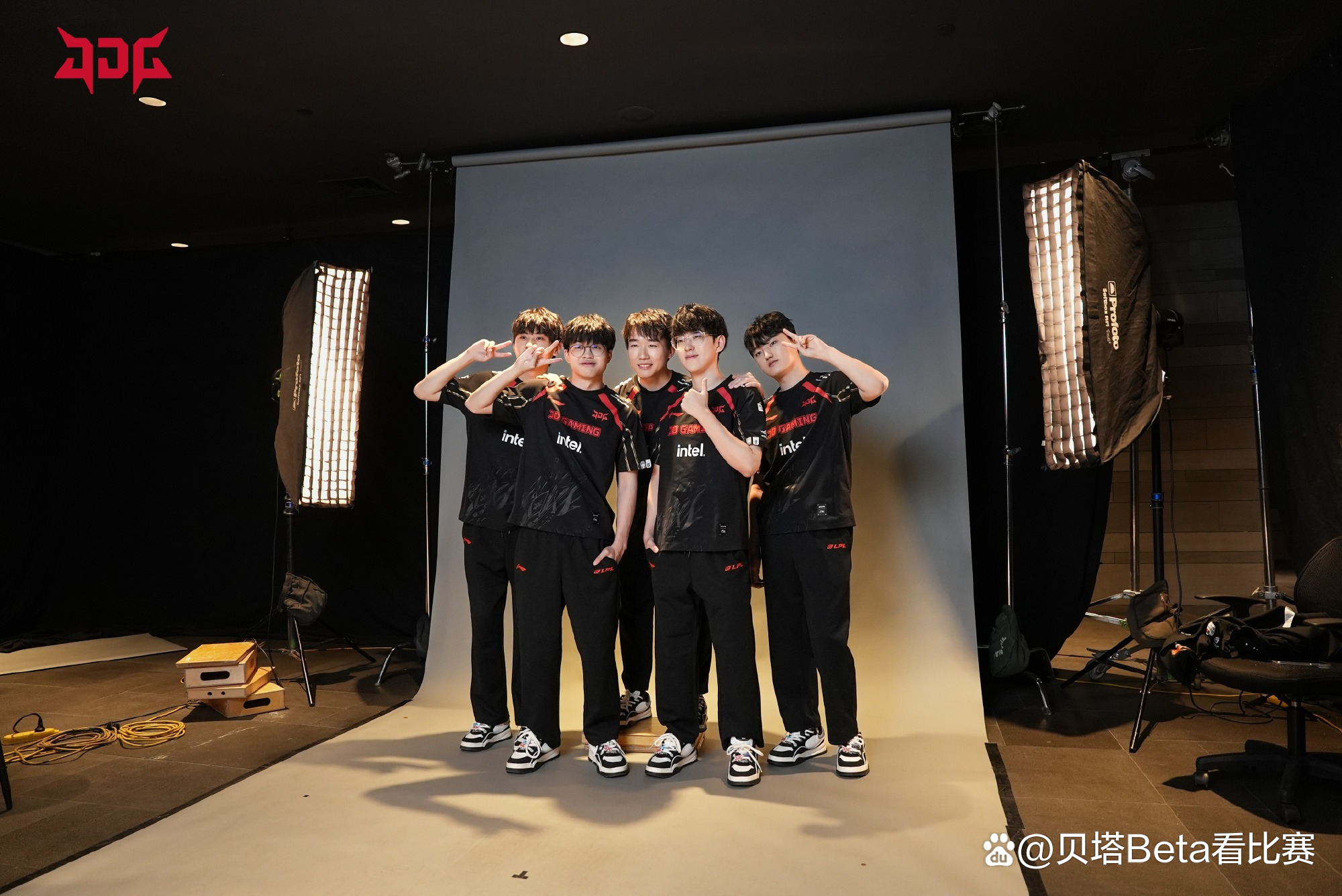 C9血洗BLG,Kanavi团战一打五鏖战多局四强赛,让粉丝疯狂欢呼 C9血洗BLG,Kanavi团战一打五鏖战多局四强赛,让粉丝疯狂欢呼